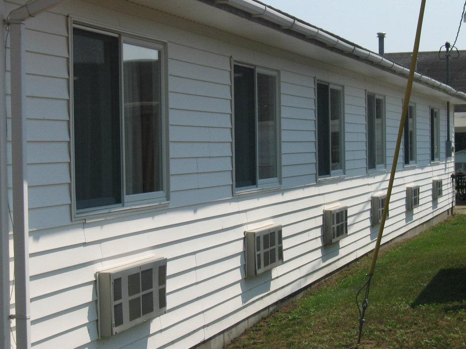Chapel Hill Motel Brevort Esterno foto